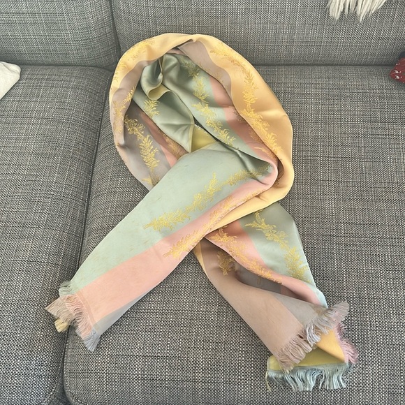 Vintage Rhodes scarf made in France acetate pastel colors - Picture 1 of 7